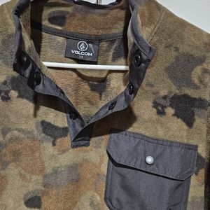 Volcom Seabrook Mens Camo Fleece Size Large